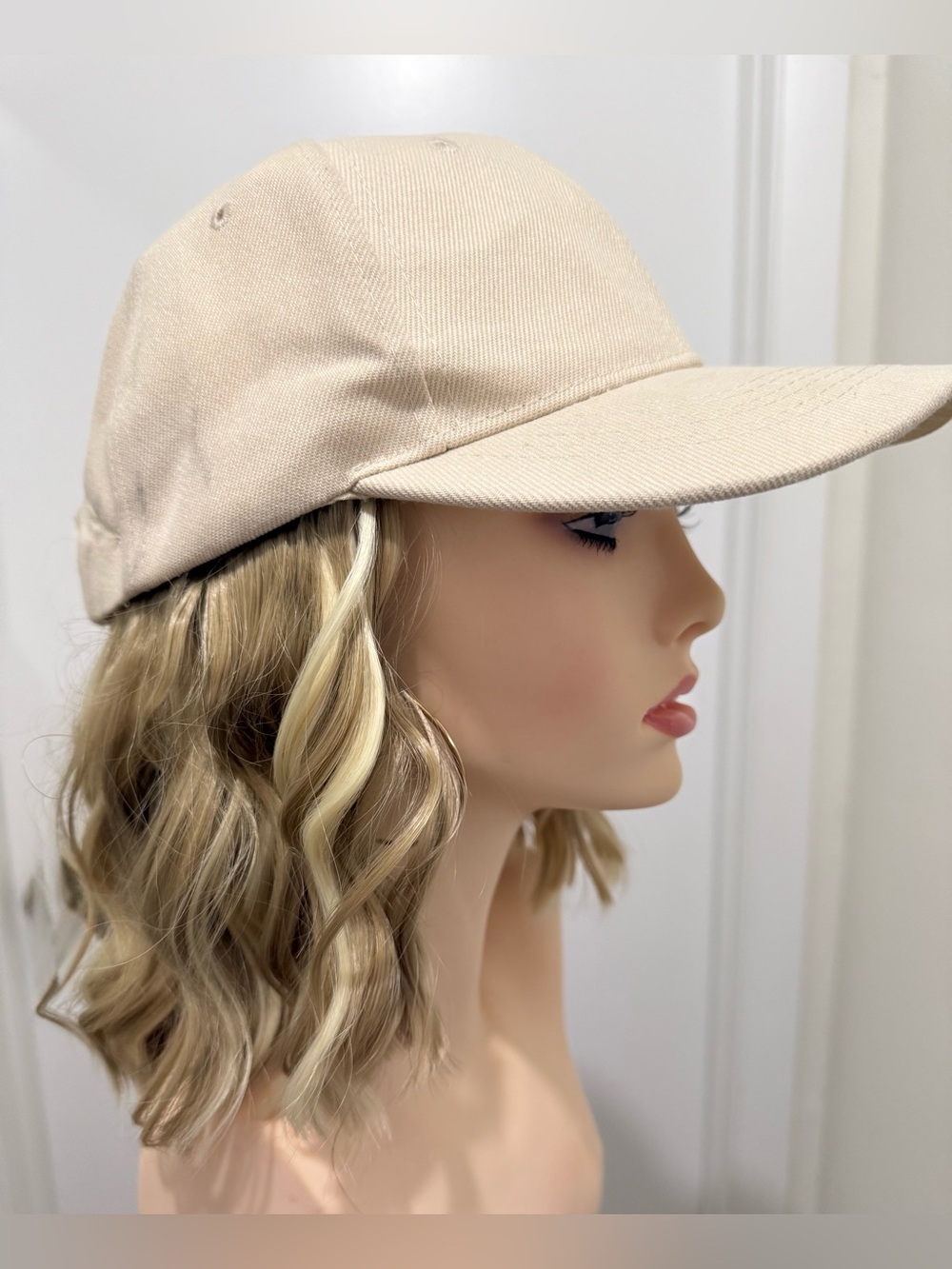 HAT HAIR, Blonde with Beige Cap